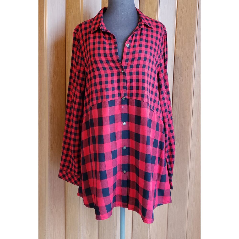 Beach Lunch Lounge size large red & black checkered  long sleeve woven top